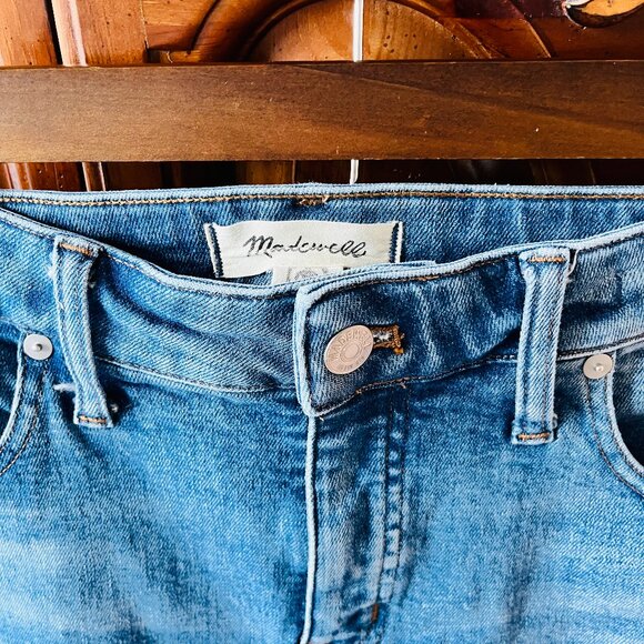 Madewell Medium Wash Curvy Kick Out Jeans, Size 29 - Picture 2 of 5